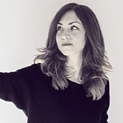 Paola (2016 -34 anni)
